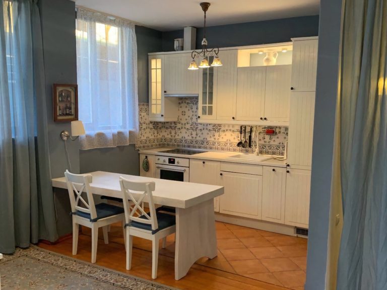 bodhidom-pchelovodov-kitchen